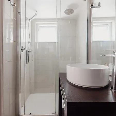 Charming & Beautiful 2 Bed Flat In Zone 1 Apartment London Exterior photo